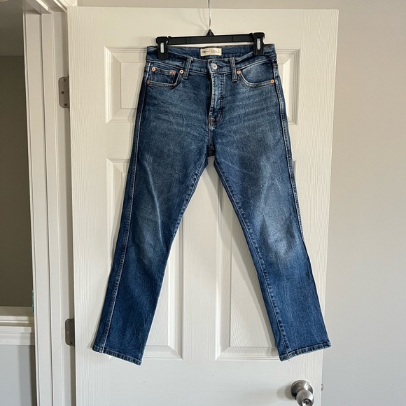 GAP High Rise Slim Straight Jean - Picture 2 of 8